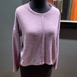 Xin Yan light plum/gray marled high low dropped shoulder center tab sweater. Med